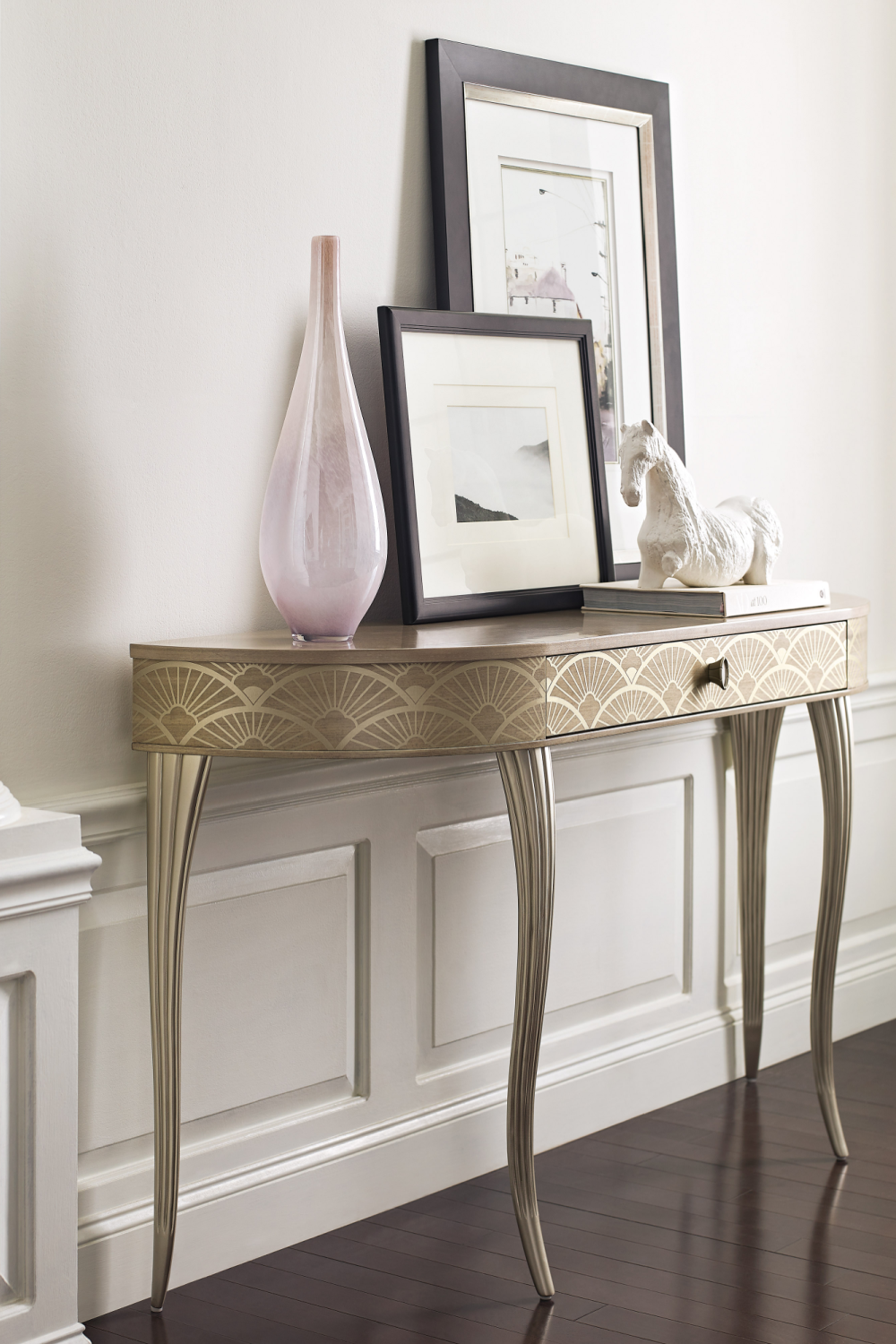 Fan-Motif Console Table | Caracole Lillian | Caracole.eu.com