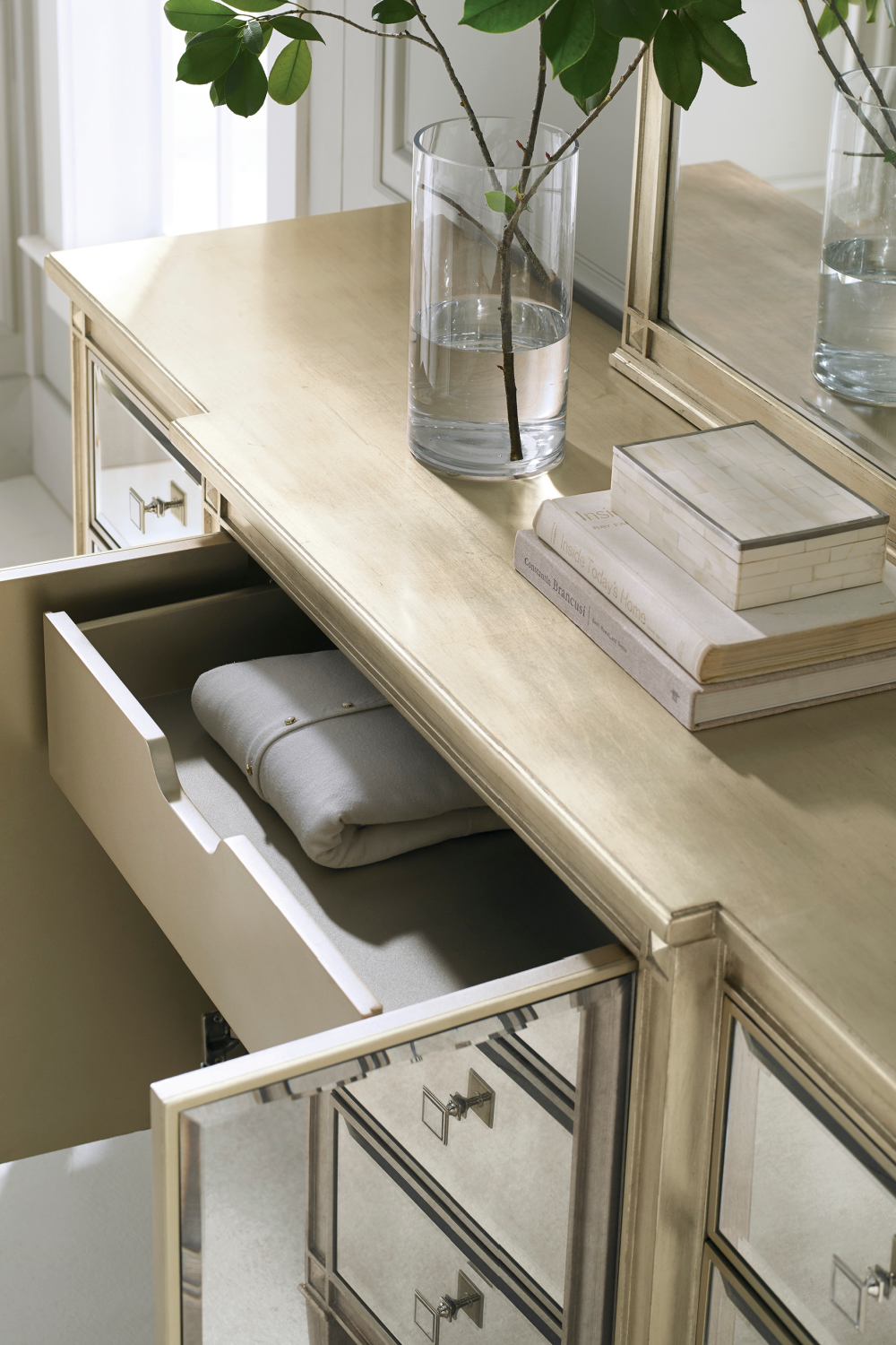 Bevelled Mirror Dresser | Caracole La-Dee-Dah | Caracole.eu.com