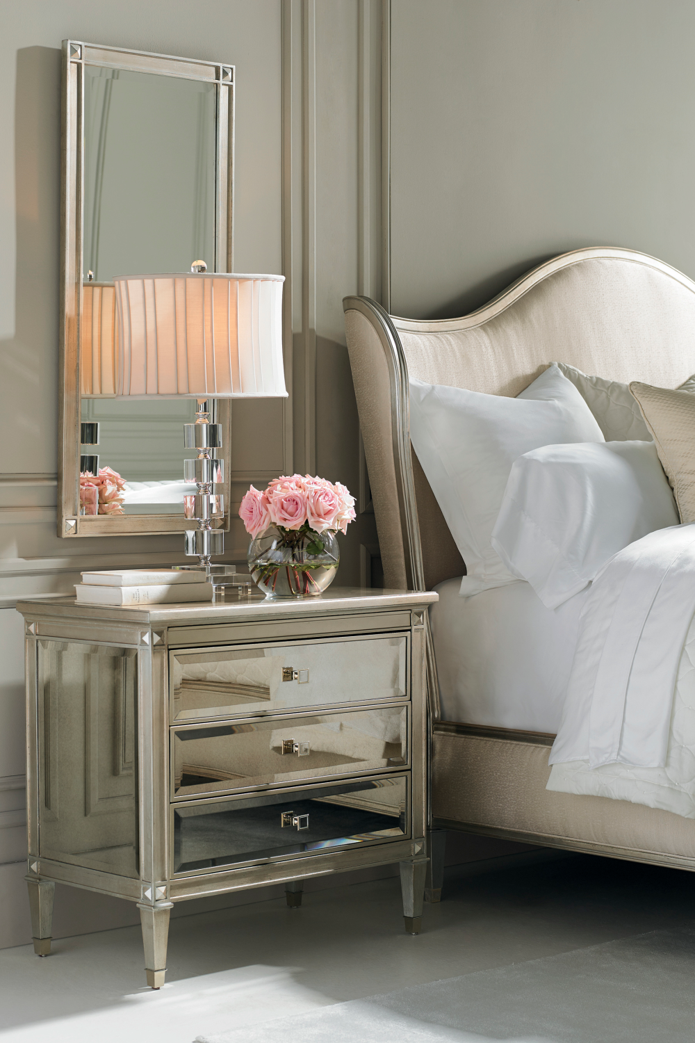 Winged Upholstered Bed | Caracole Bedtime Beauty | Caracole.eu.com