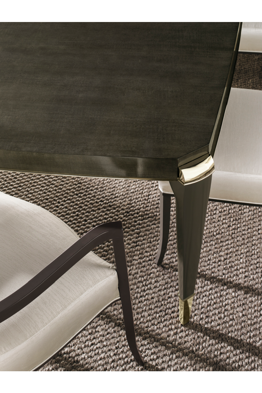 Black Modern Dining Table | Caracole All Trimmed Out | Caracole.eu.com