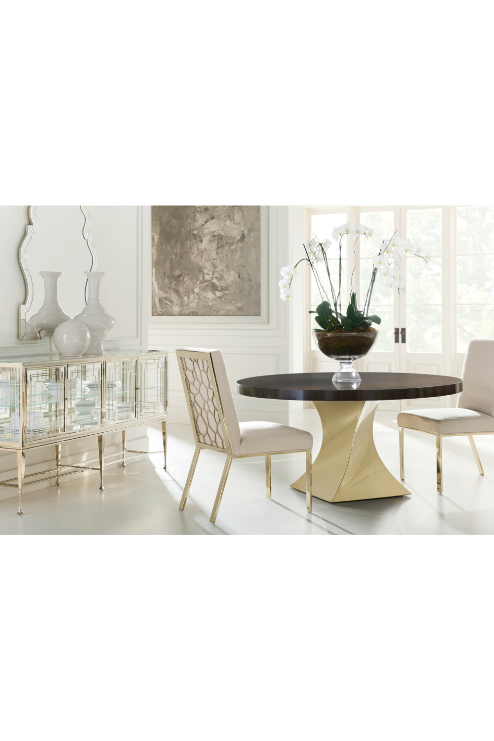 Clear Glass Sideboard | Caracole Worth Its Weight In Gold | Caracole.eu.com