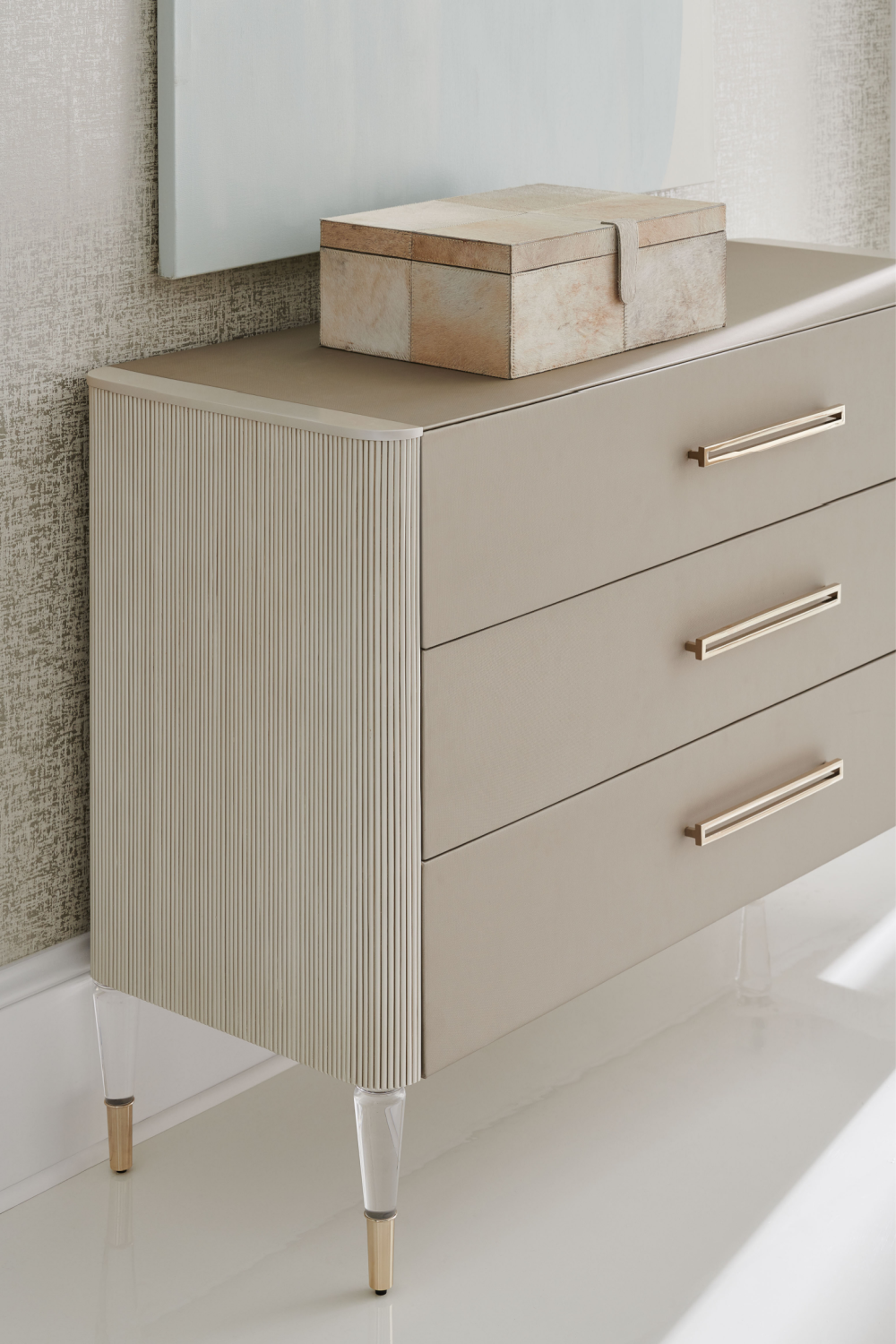 Wooden Modern Dresser | Caracole I Love It! | Caracole.eu.com