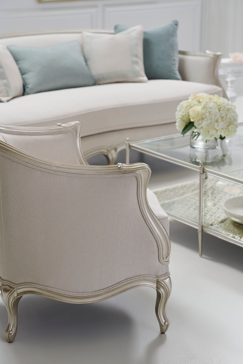 Metal Framed Glass Cocktail Table | Caracole Perfectly Square | Caracole.eu.com