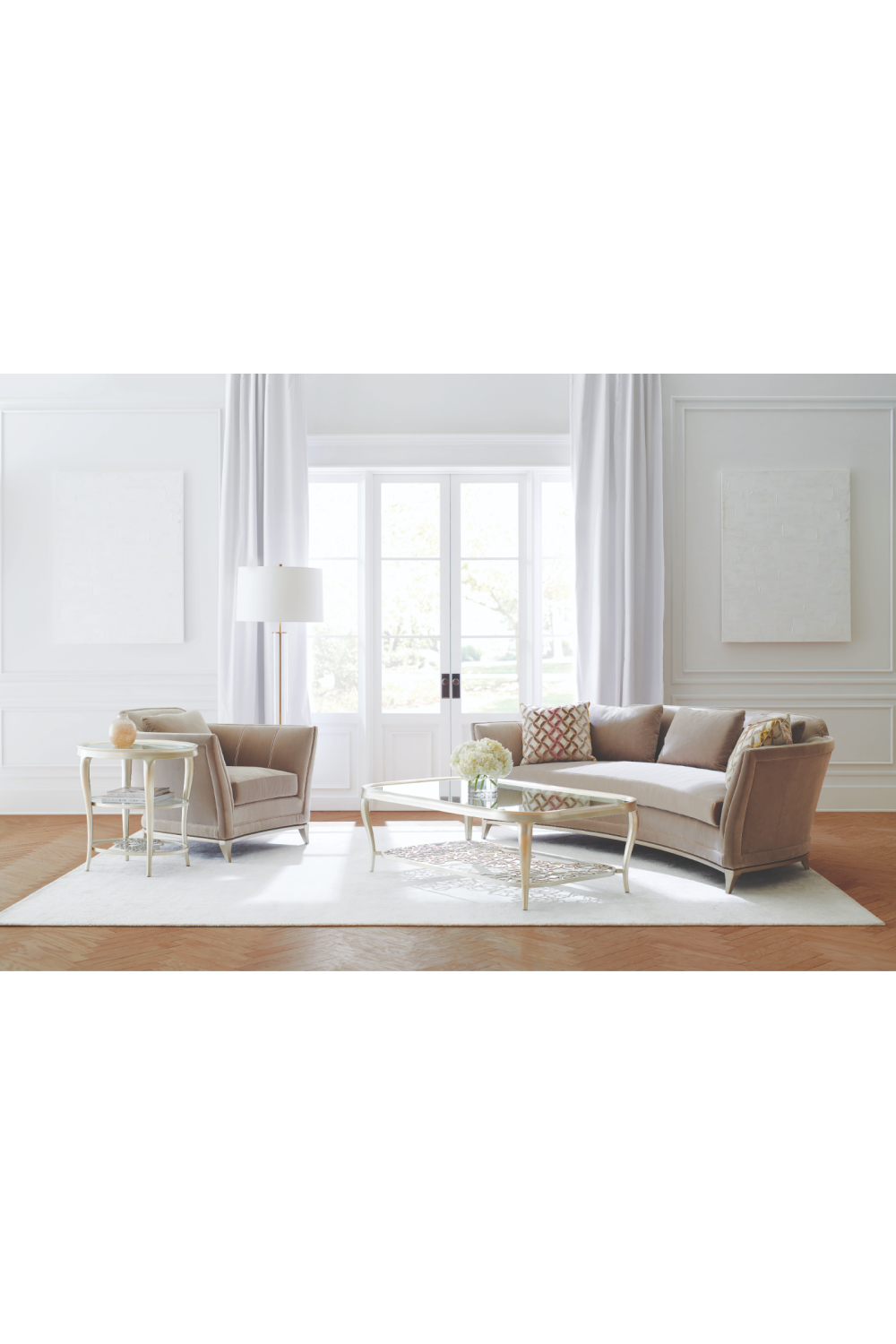 Glass Cocktail Table | Caracole Flower Power | Caracole.eu.com