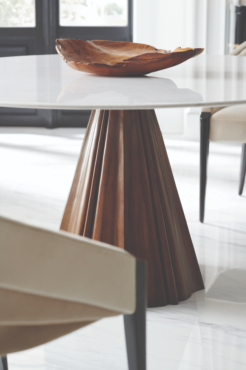 White Marble Dining Table | Caracole All Natural | Caracole.eu.com