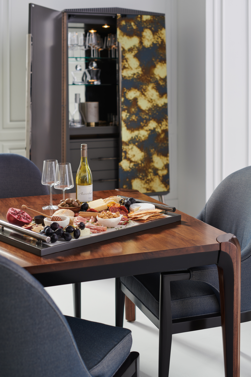 Dark Brown Walnut Dining Table | Caracole Room For More | Caracole.eu.com