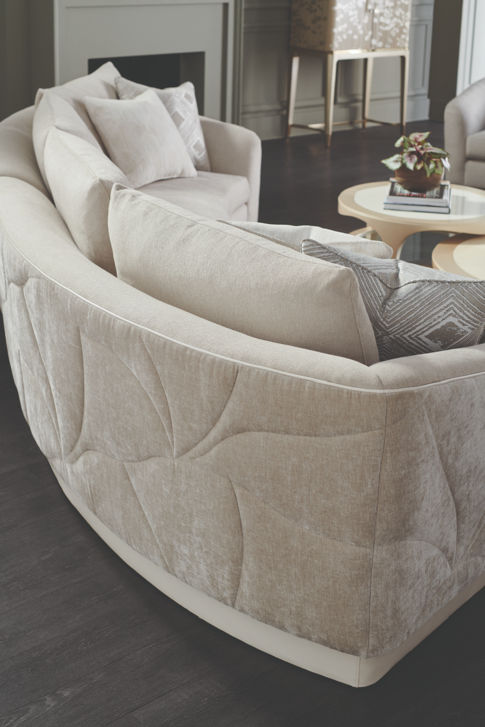 Round Metallic Accent Table | Caracole Up And Over | Caracole.eu.com