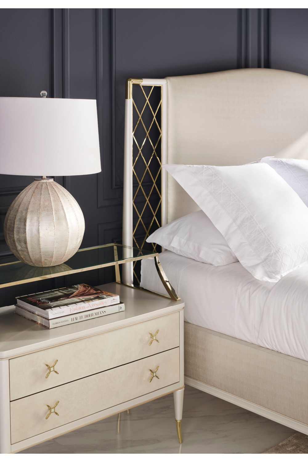 Beige Metal Trellis Bed | Caracole Star Of The Night | Caracole.eu.com