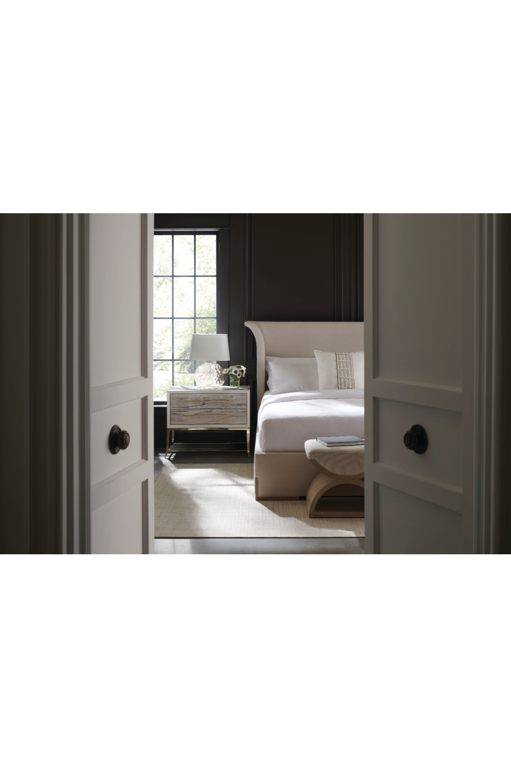 Light Gray Modern Bed | Caracole Beauty Sleep | Caracole.eu.com