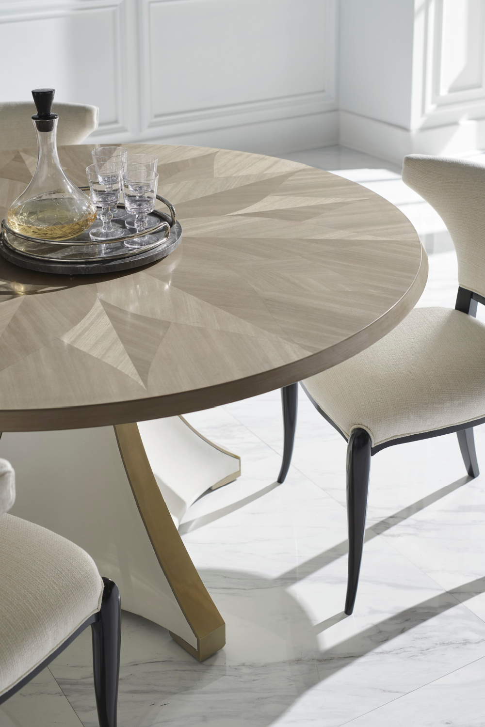 Modern Winged Dining Chairs | Caracole Be My Guest | Caracole.eu.com