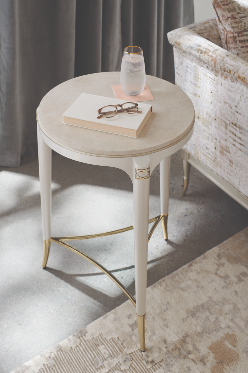 Cream Round Modern Side Table | Caracole Matched Up | Caracole.eu.com