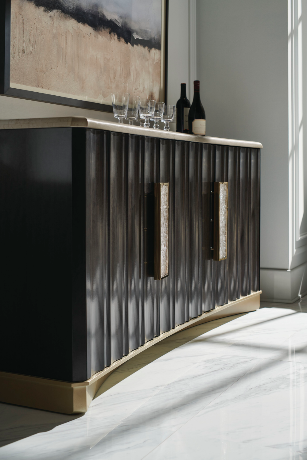 Dark Modern Buffet | Caracole Crushing It | Caracole.eu.com