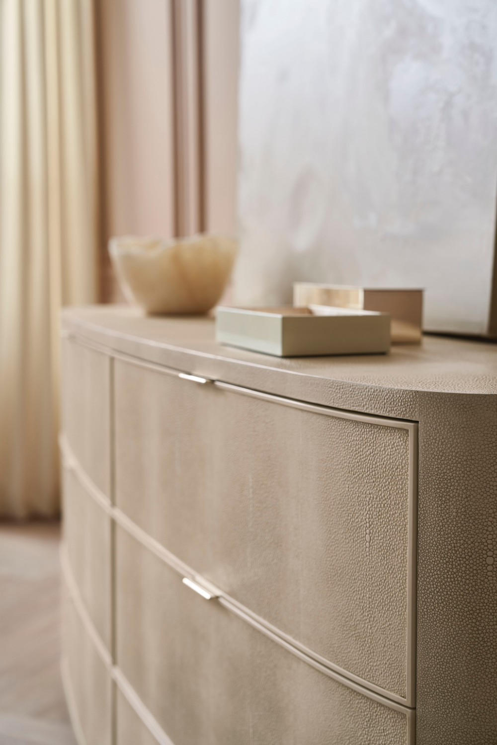 Cream Shagreen Dresser | Caracole Simply Perfect | Caracole.eu.com