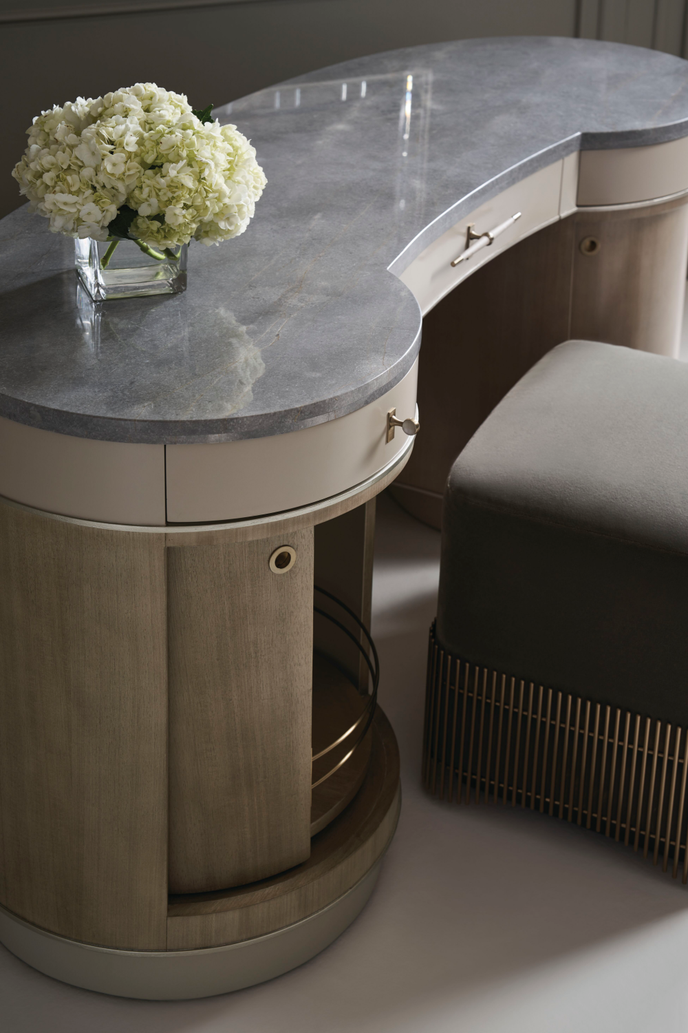 Swivel Shelf Dressing Table | Caracole Vanity Fair | Caracole.eu.com