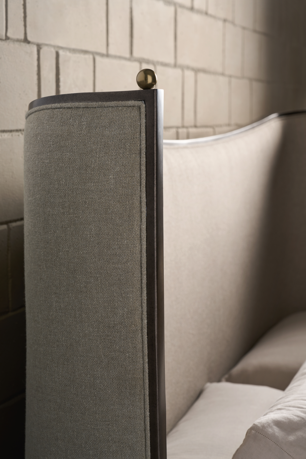 Gray Fabric Queen Bed | Caracole Provence | Caracole.eu.com