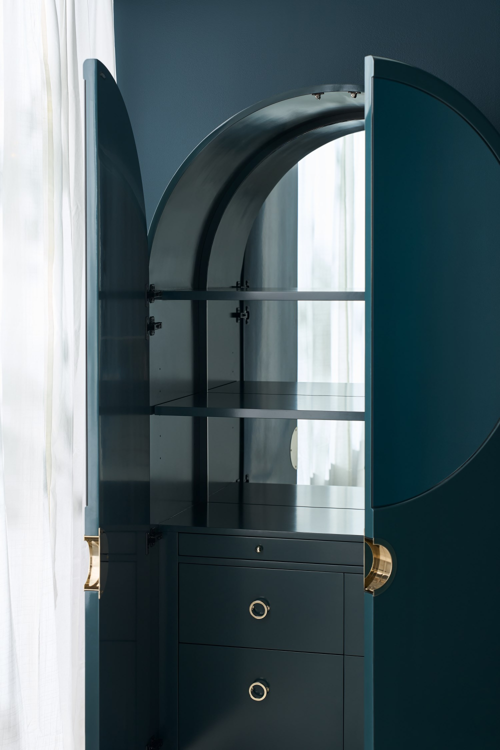 Arched 2-Door Cabinet | Caracole Gelee | Caracole.eu.com