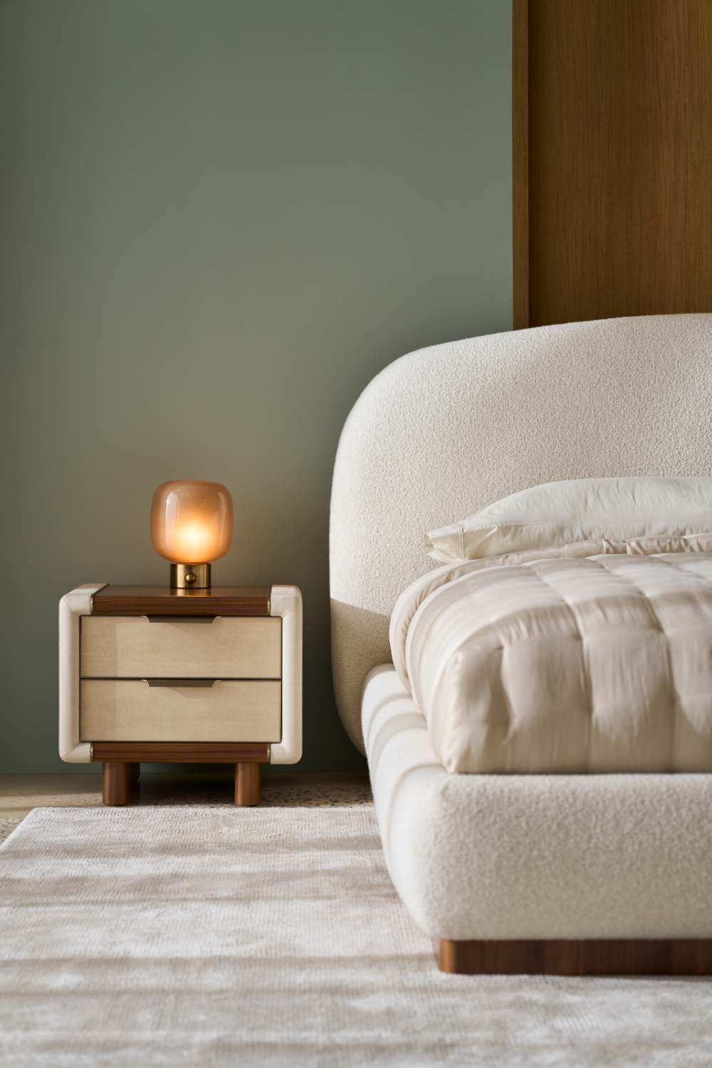 White Bouclé Bed | Caracole Botero | Caracole.eu.com