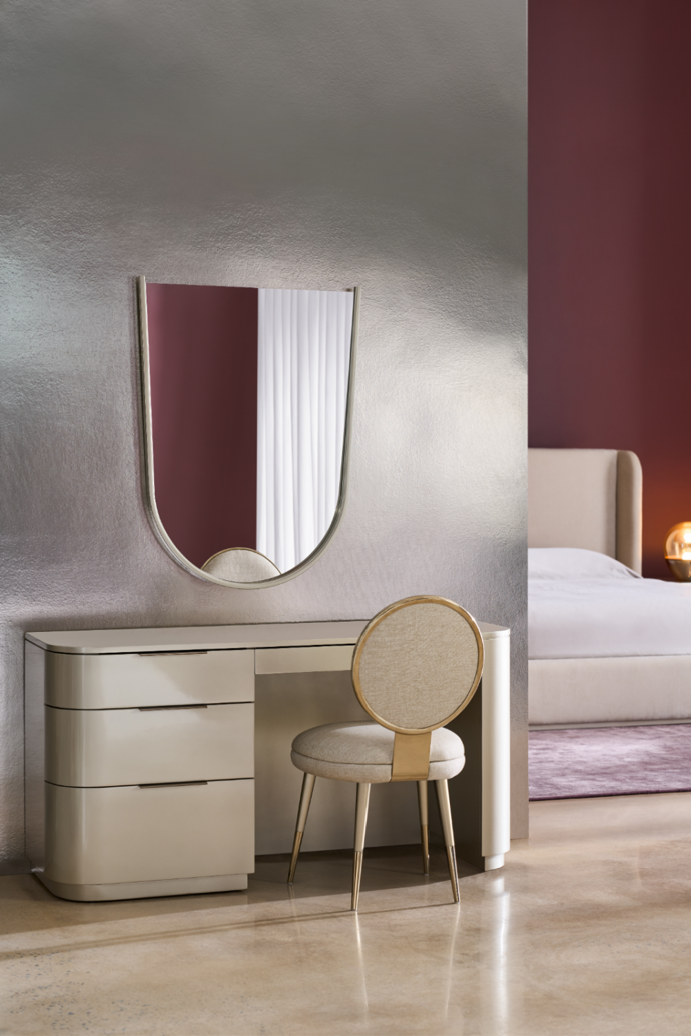 Ivory Velvet Bed | Caracole Oblique | Caracole.eu.com