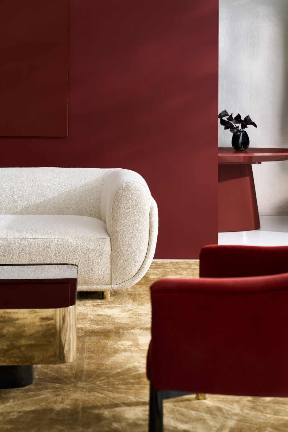 Red Gloss Square Accent Tray | Caracole Periphery | Caracole.eu.com