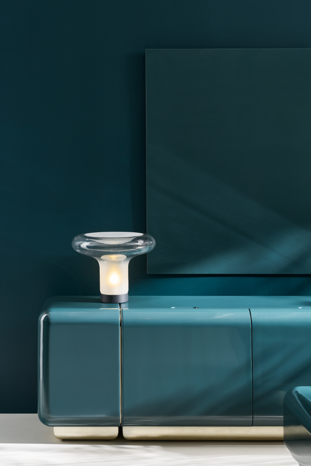 Glossy 4-Drawer Media Unit | Caracole Gelee | Caracole.eu.com