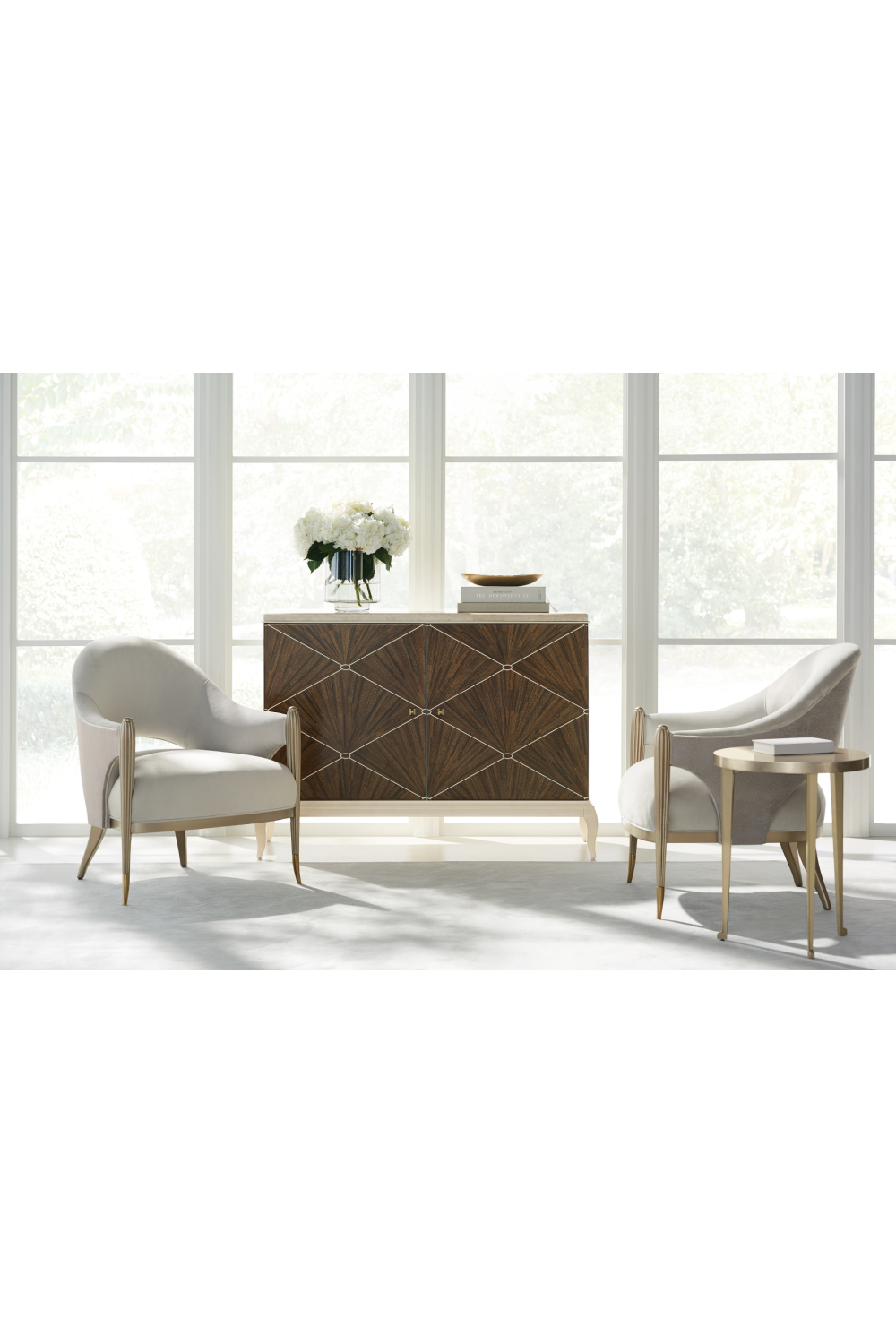 Gold Leaf Round Side Table | Caracole Honey Bunch | Caracole.eu.com