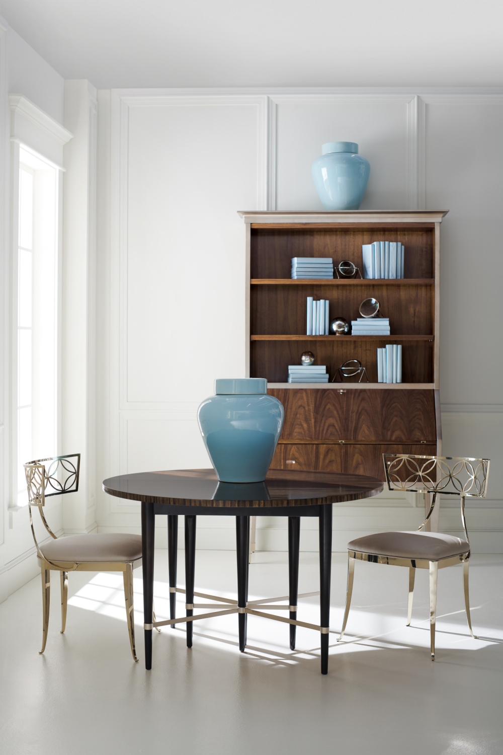 Wooden Extendable Dining Table | Caracole Just Short of It | Caracole.eu.com