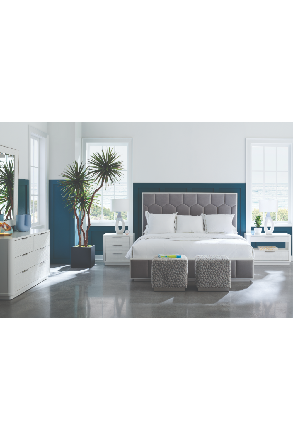 Gray Honeycomb Tufted California King Bed | Caracole Honey I'm Home | Caracole.eu.com