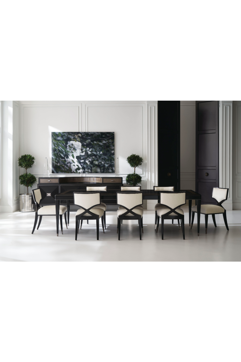 Dark Maple Dining Table | Caracole Full Score | Caracole.eu.com