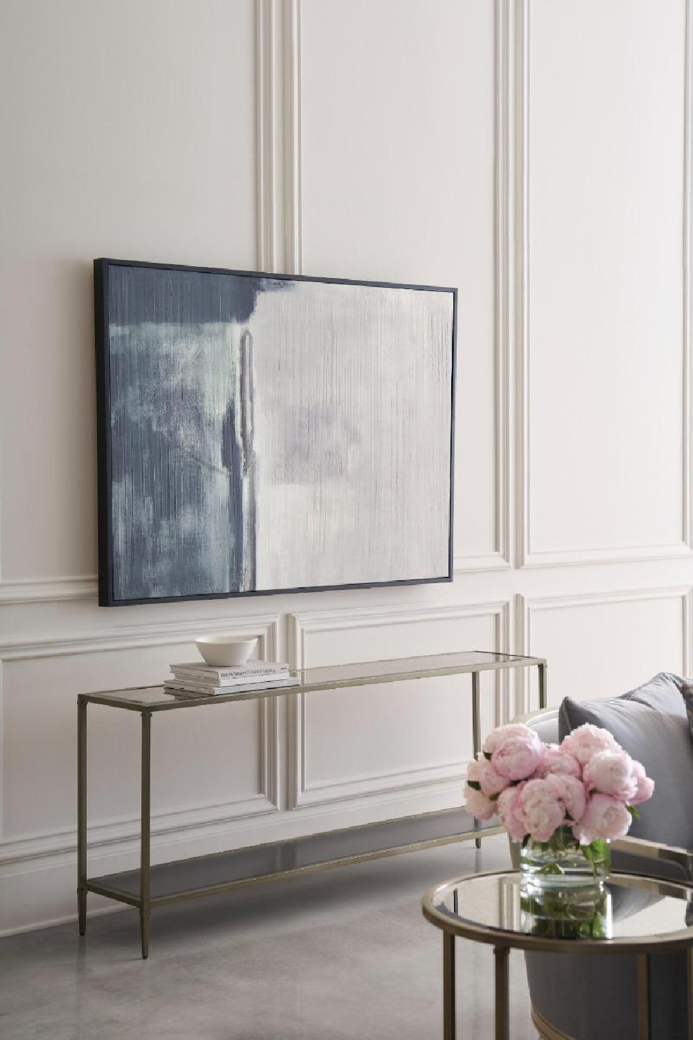 Mirrored-Top End Table | Caracole Smoulder | Caracole.eu.com