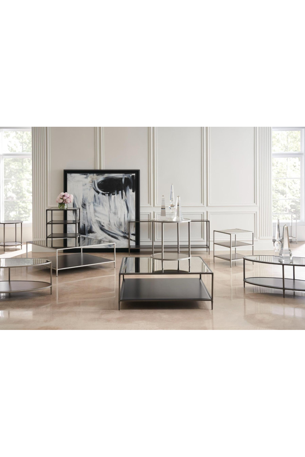 Mirrored-Top End Table | Caracole Smoulder | Caracole.eu.com