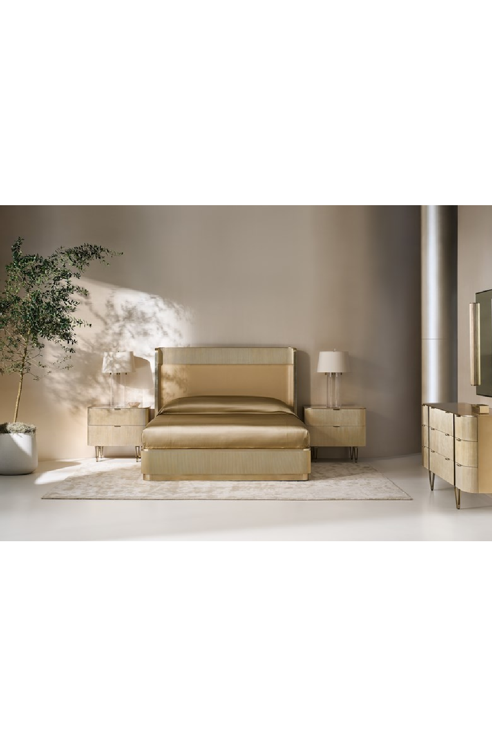 Fluted Front 9-Drawer Dresser | Caracole Love At First Sight | Caracole.eu.com