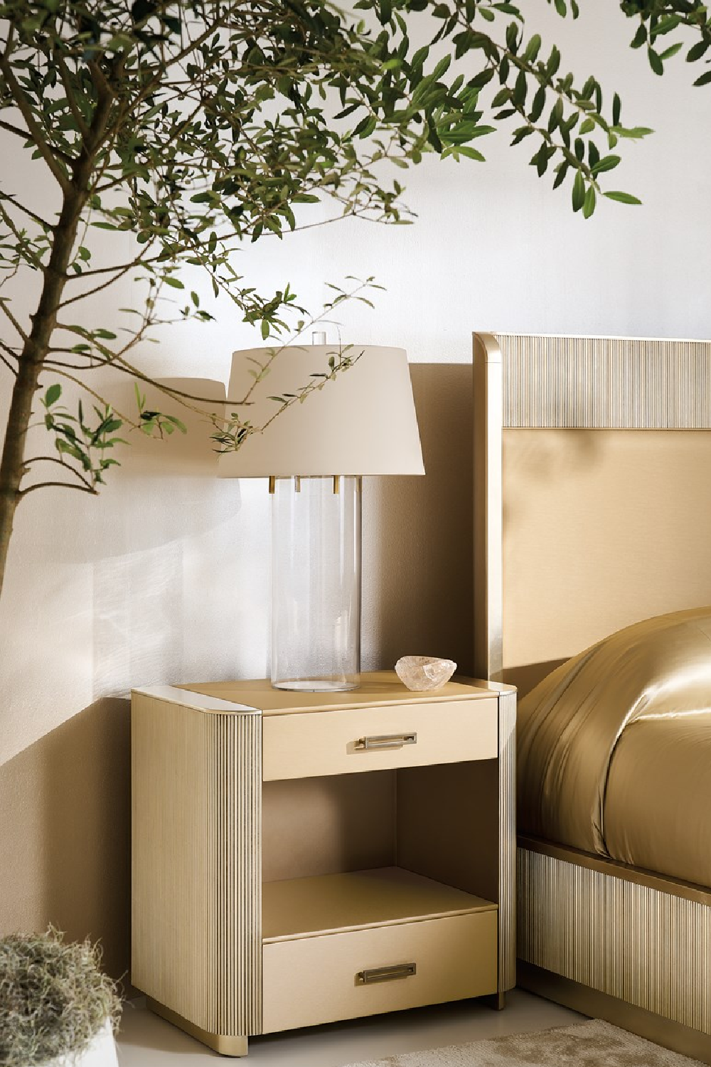 Fluted Sides 2-Drawer Nightstand L | Caracole Love-Ly! | Caracole.eu.com