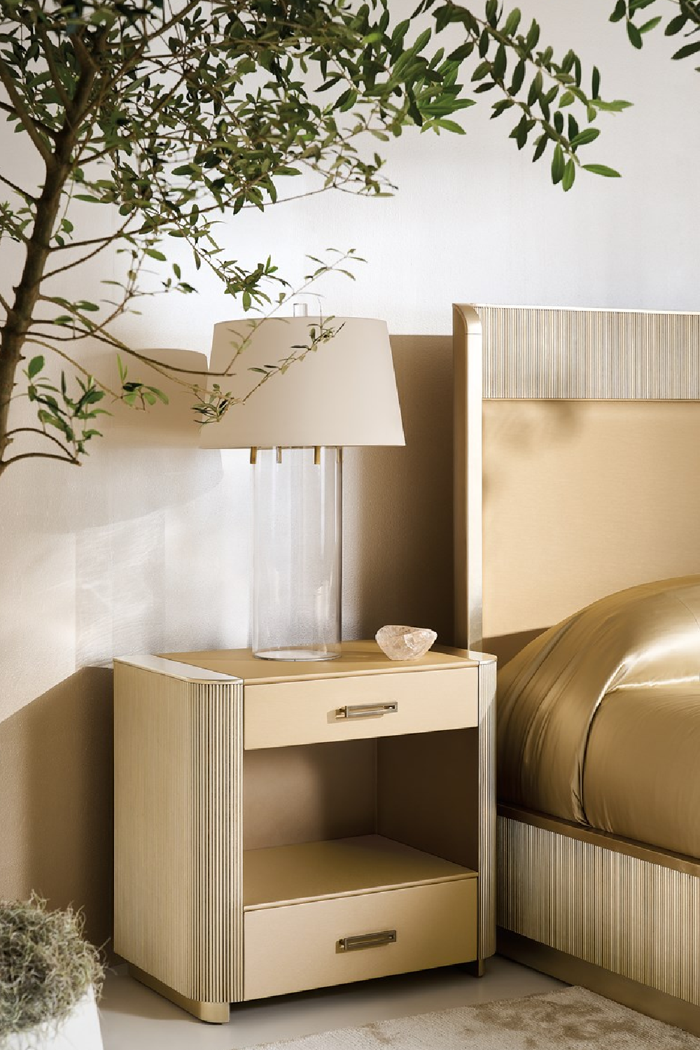 Reeded Headboard King Bed | Caracole Fall In Love | Caracole.eu.com