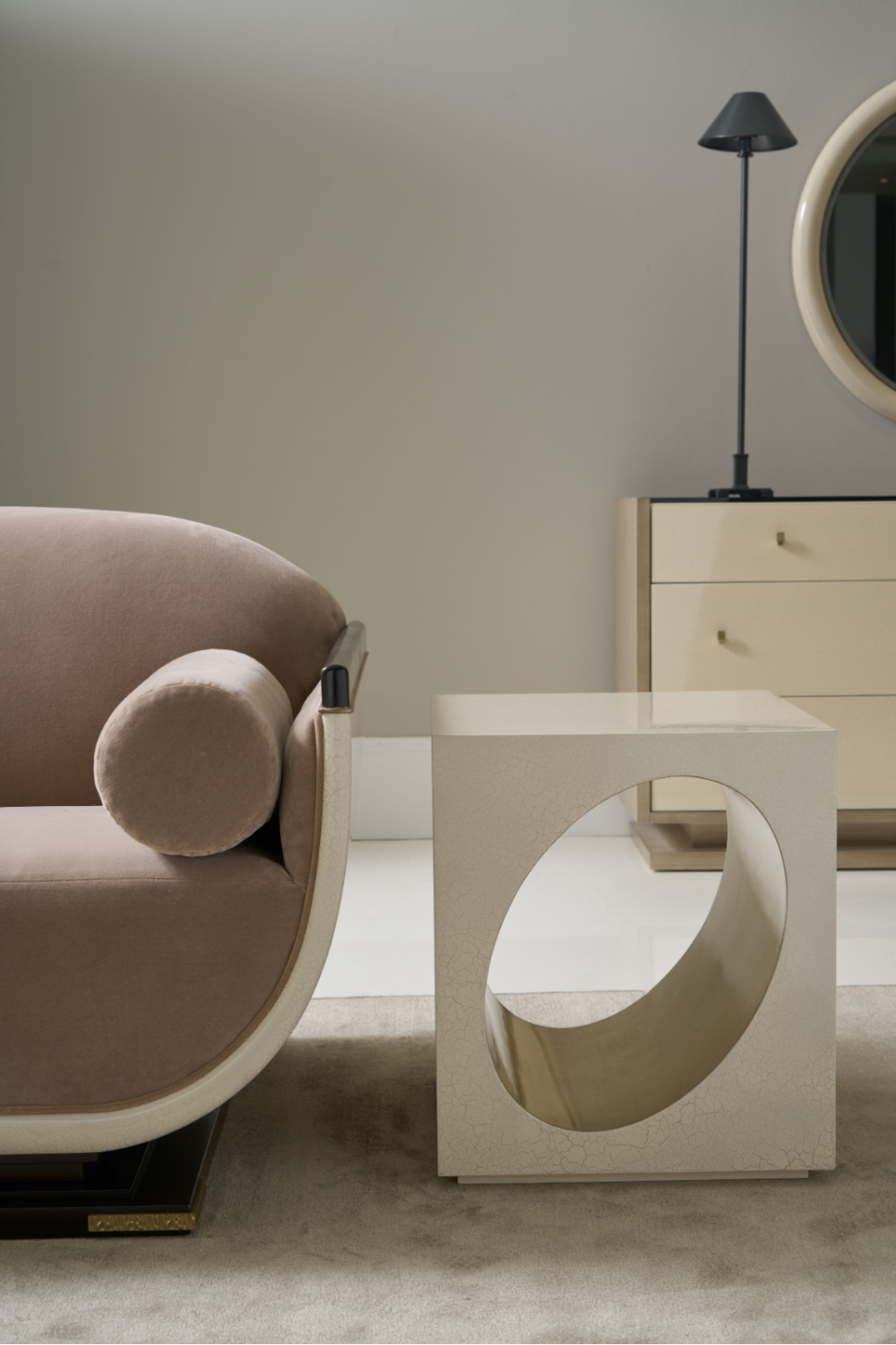 Oval Inset End Table | Caracole Chasm | Caracole.eu.com