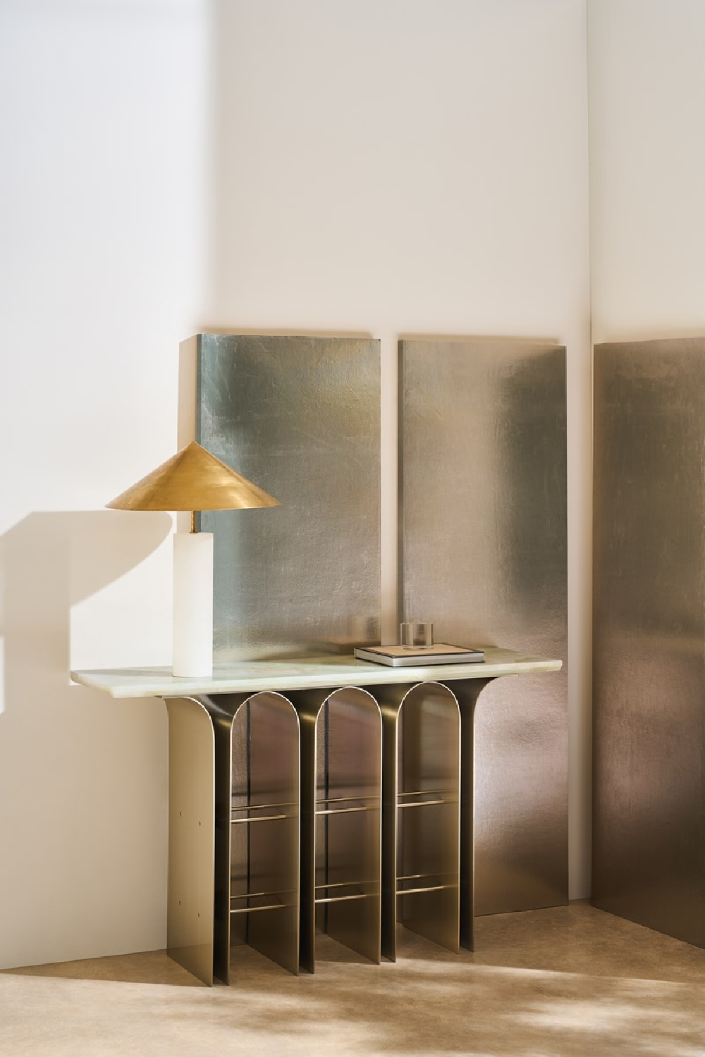 Bronze Arches Console Table | Caracole Nexus | Caracole.eu.com