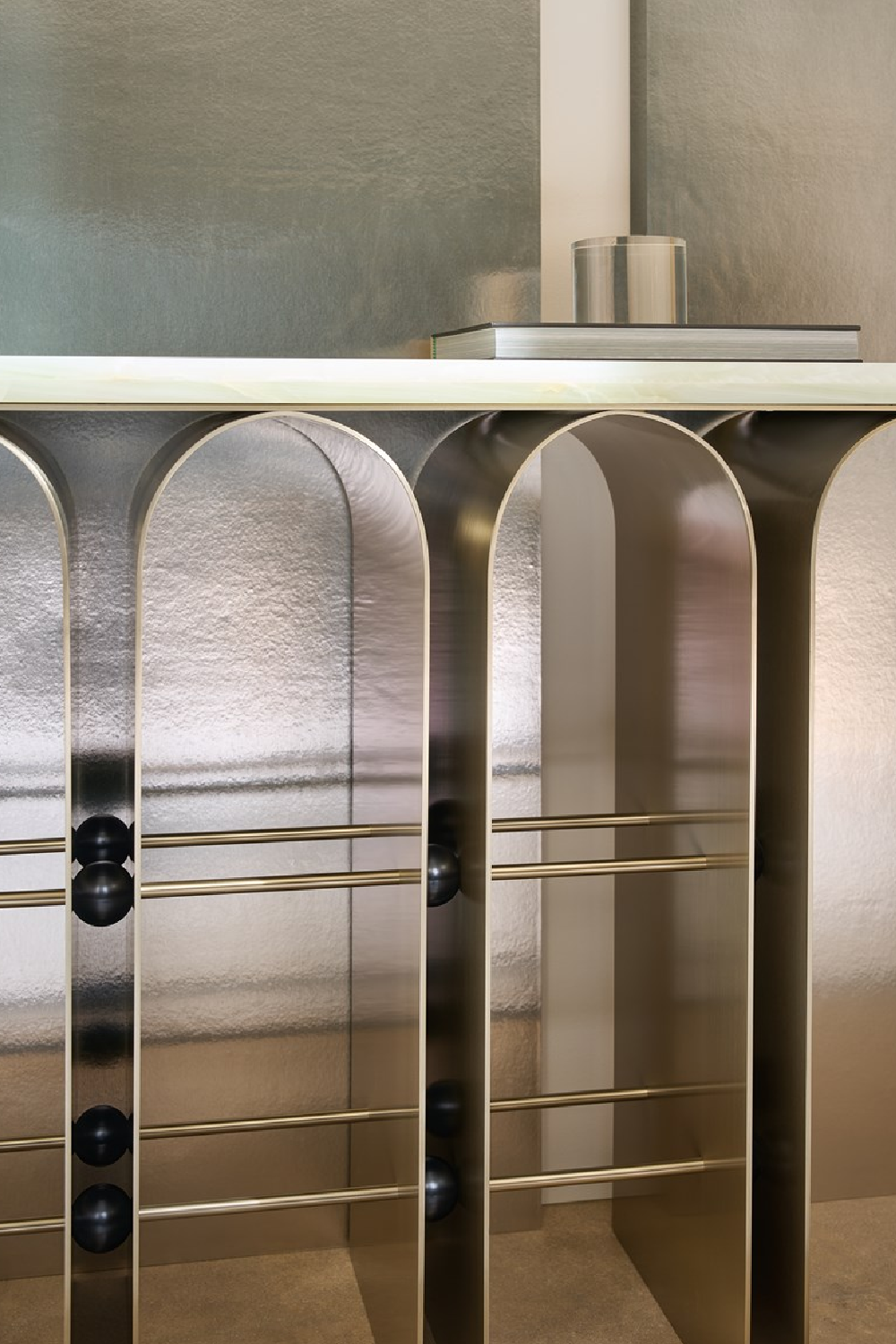 Bronze Arches Console Table | Caracole Nexus | Caracole.eu.com