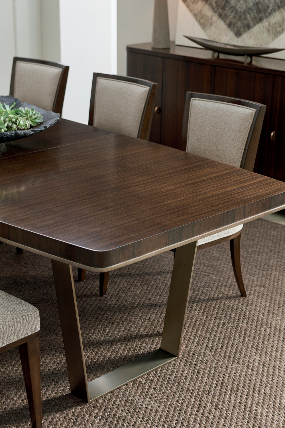 Eucalyptus Extendable Dining Table | Caracole Streamline | Caracole.eu.com