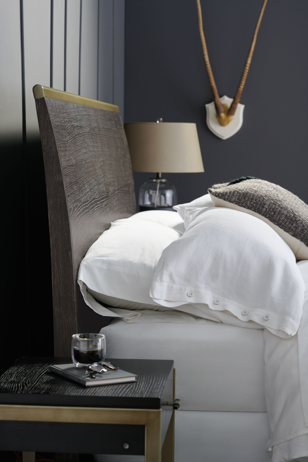 Cerused Oak Bed | Caracole Remix Wood | Caracole.eu.com