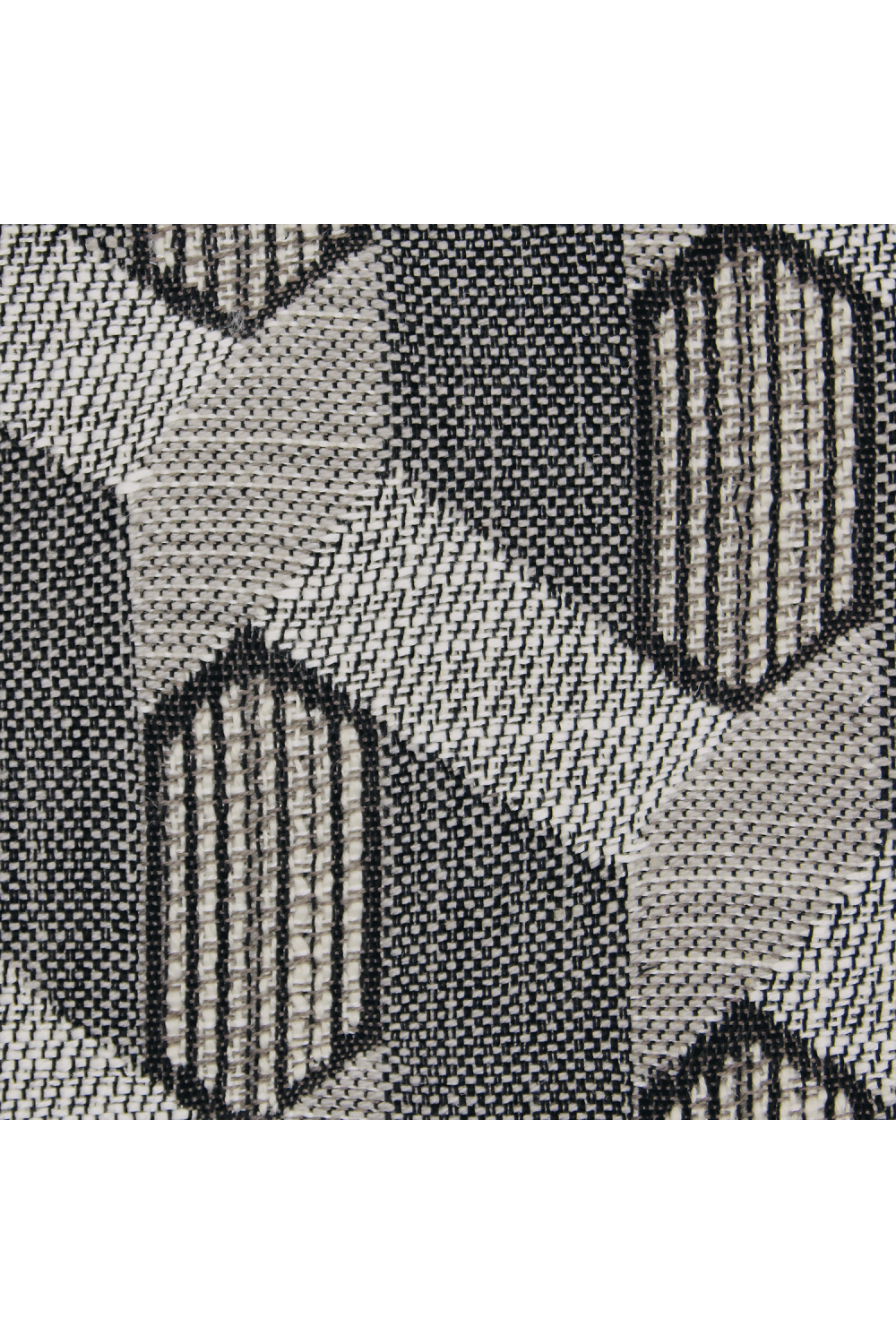 Curved Velvet Lounge Chair | Caracole Da Vita | Caracole.eu.com