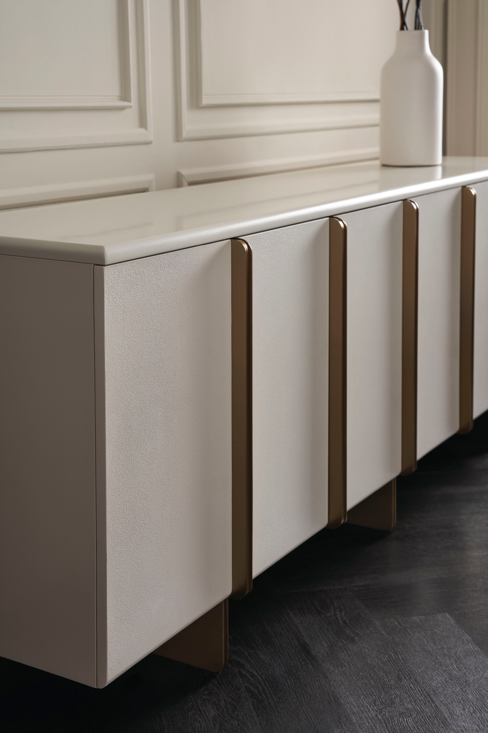 White Modern Credenza | Caracole Emphasis | Caracole.eu.com
