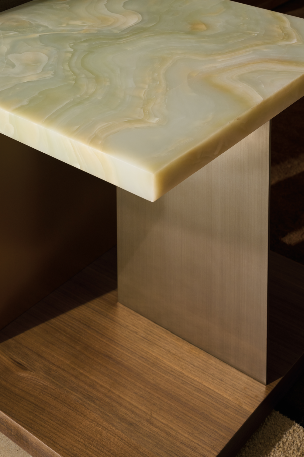 Stone Top End Table | Caracole Cape Verde | Caracole.eu.com
