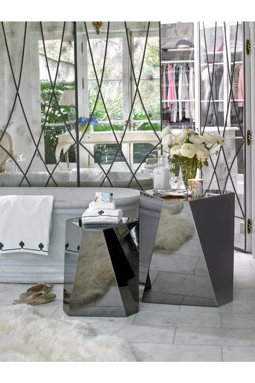 Faceted Metal Side Table | Caracole The Contempo Side | Caracole.eu.com