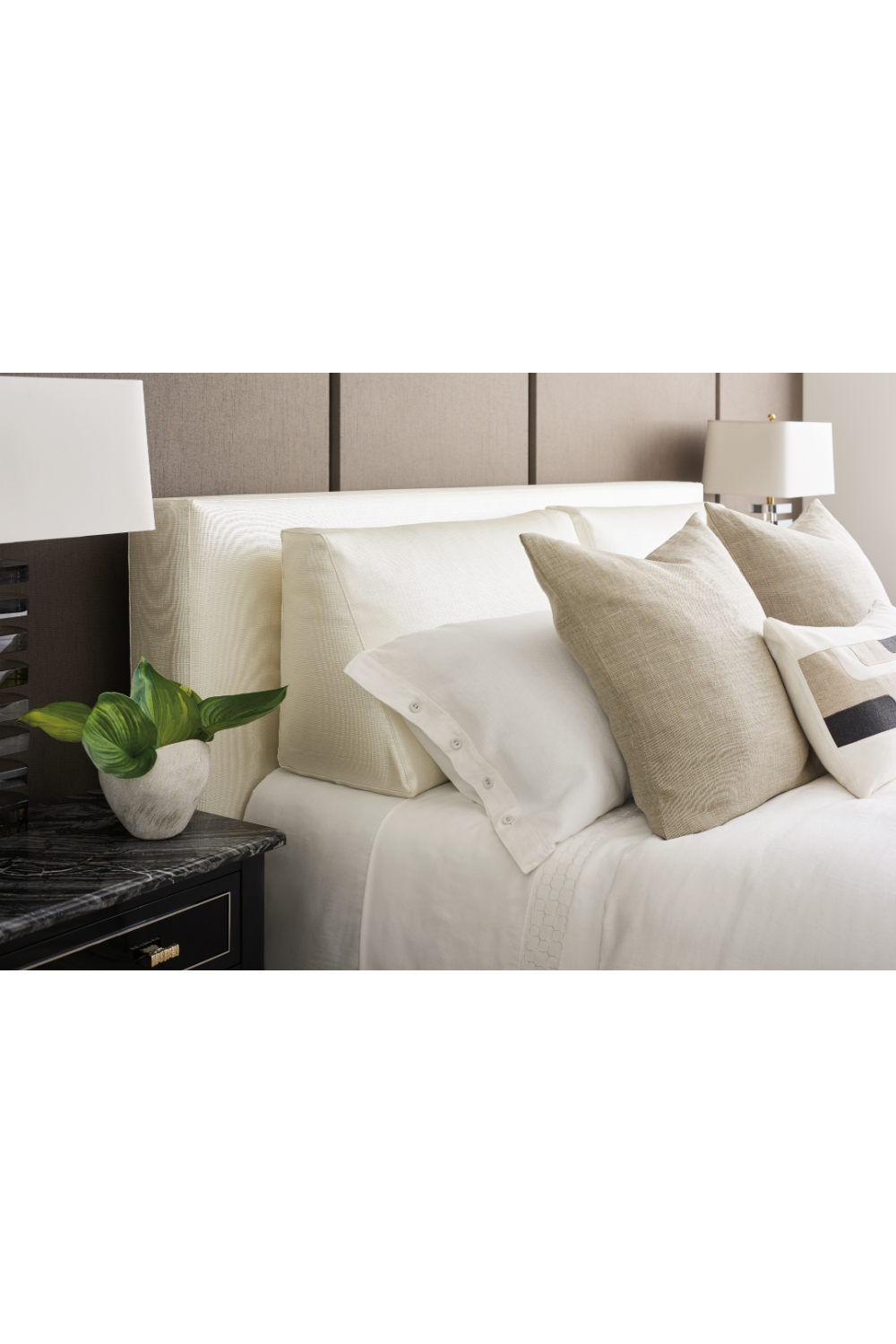 White Modern King Bed | Caracole The Boutique | Caracole.eu.com