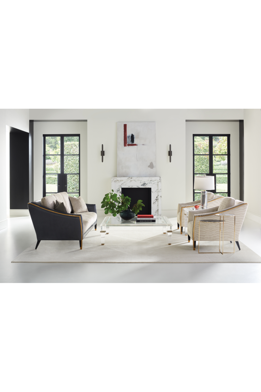 Modern Clear Cocktail Table | Caracole Pierre | Caracole.eu.com