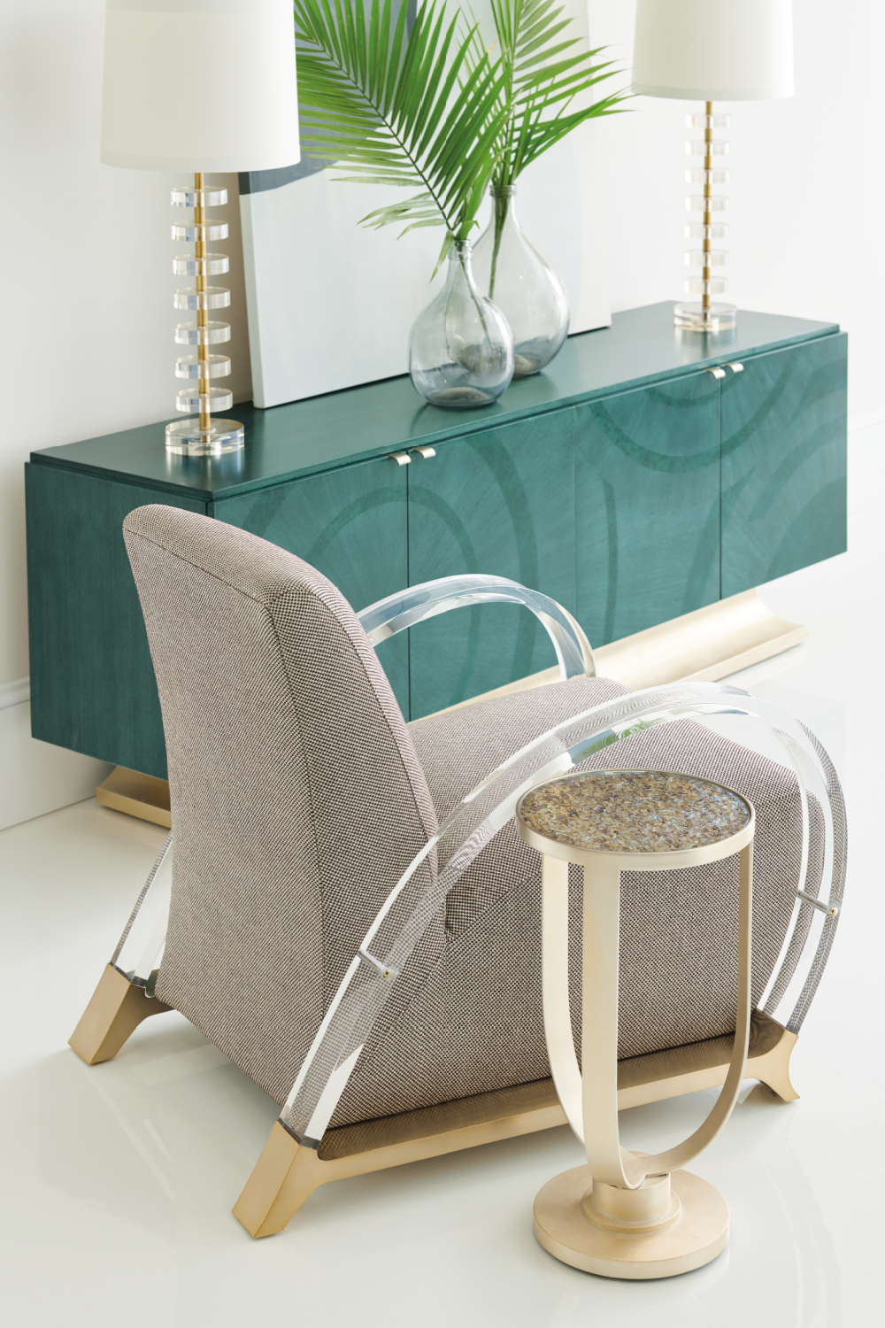 Acrylic Armed Lounge Chair | Caracole Arch Support | Caracole.eu.com