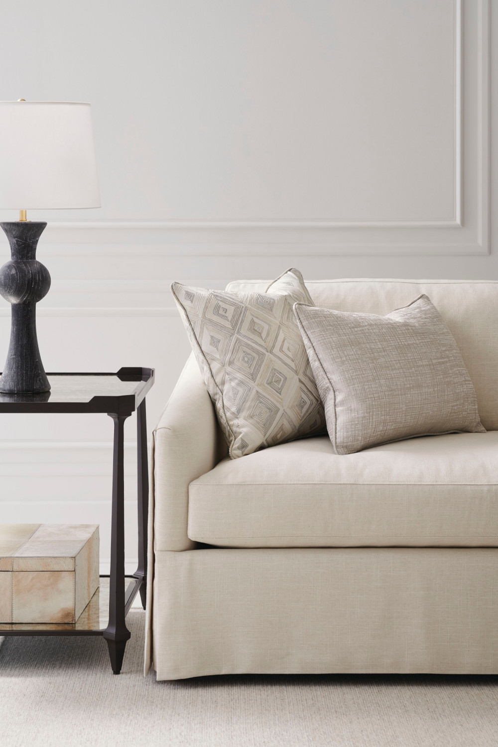 Modern Minimalist Sofa | Caracole Casual Affair | Caracole.eu.com