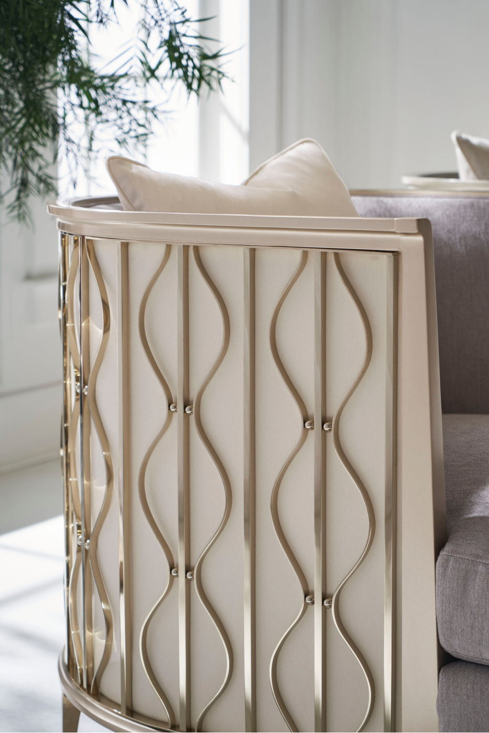 Gray Statement Lounge Chair | Caracole Back In Style | Caracole.eu.com