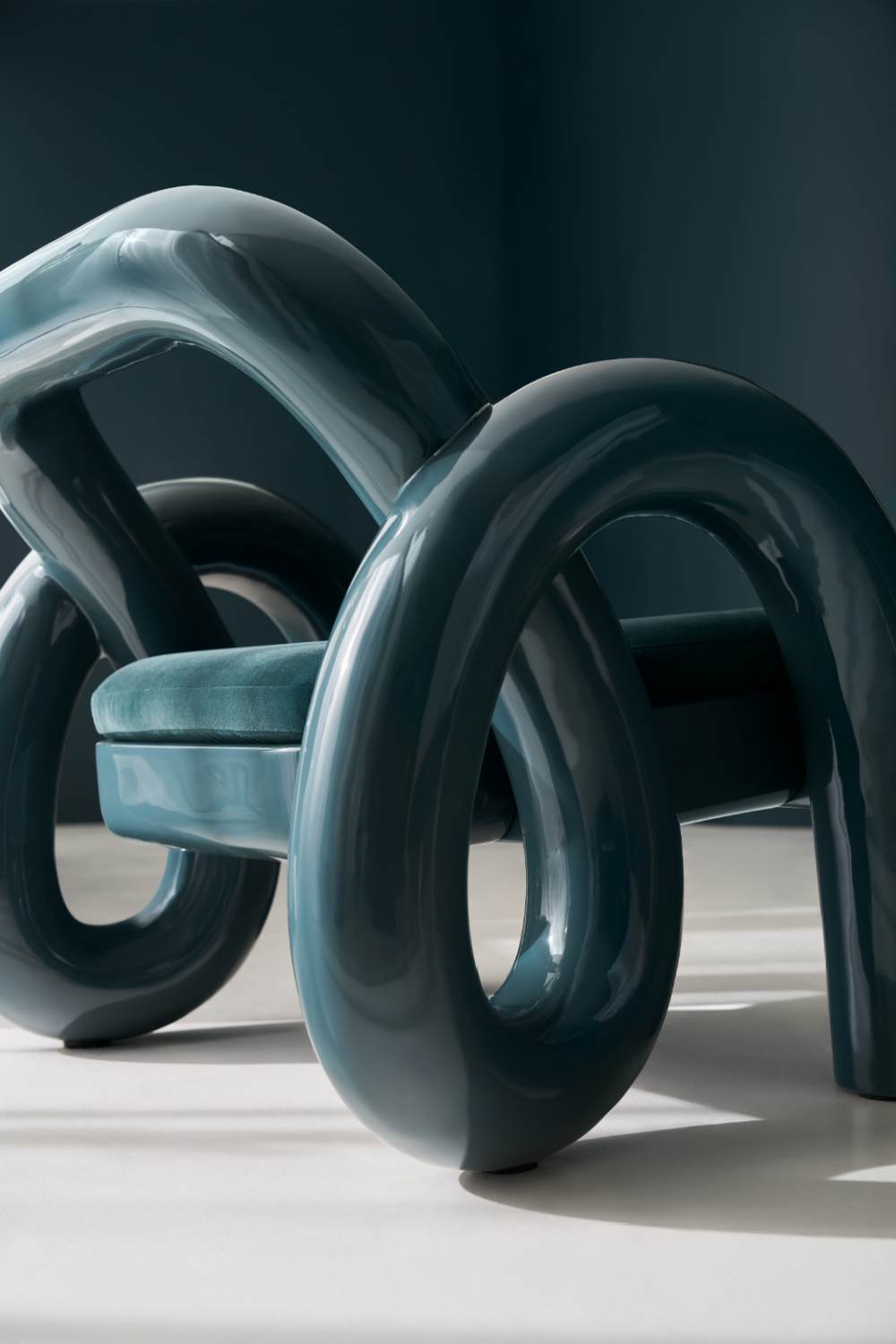 Glossy Twisted Accent Chair | Caracole Gelee | Caracole.eu.com