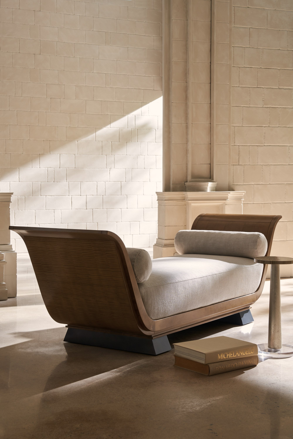 Modern Cushioned Divan Sofa | Caracole Infinity | Caracole.eu.com