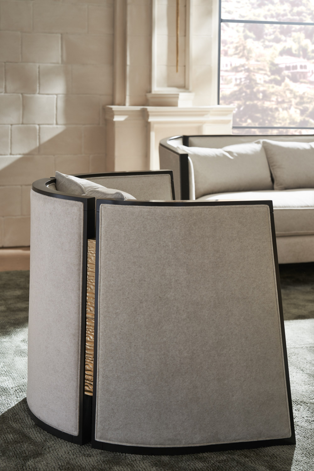 Three-Panneled Sofa | Caracole Cut Away | Caracole.eu.com